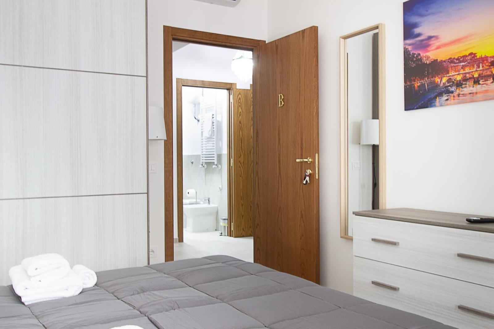 Vatican Cipro Guest House Рим Екстер'єр фото